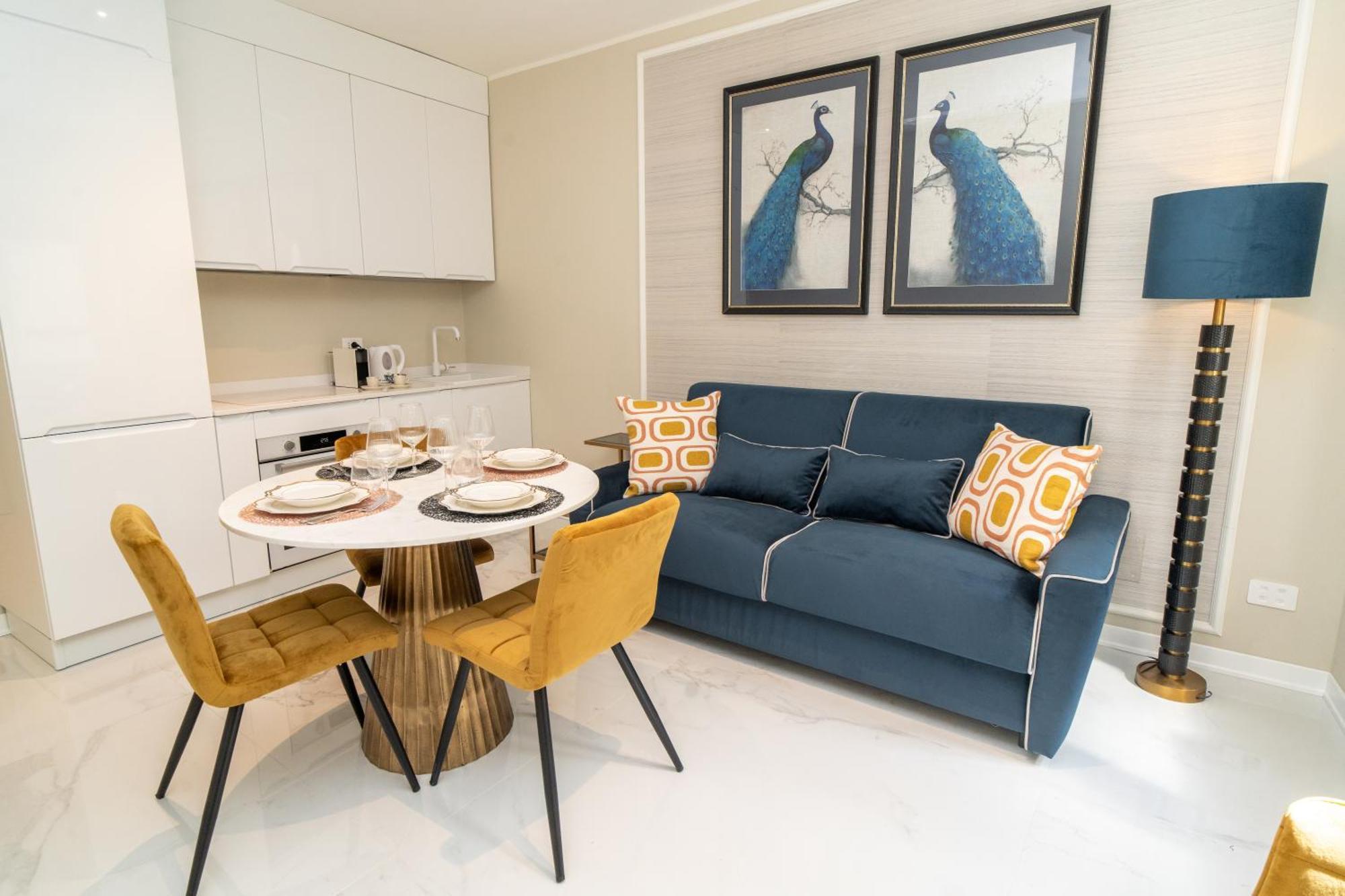 La Chartreuse Luxury Suites Парма Екстериор снимка